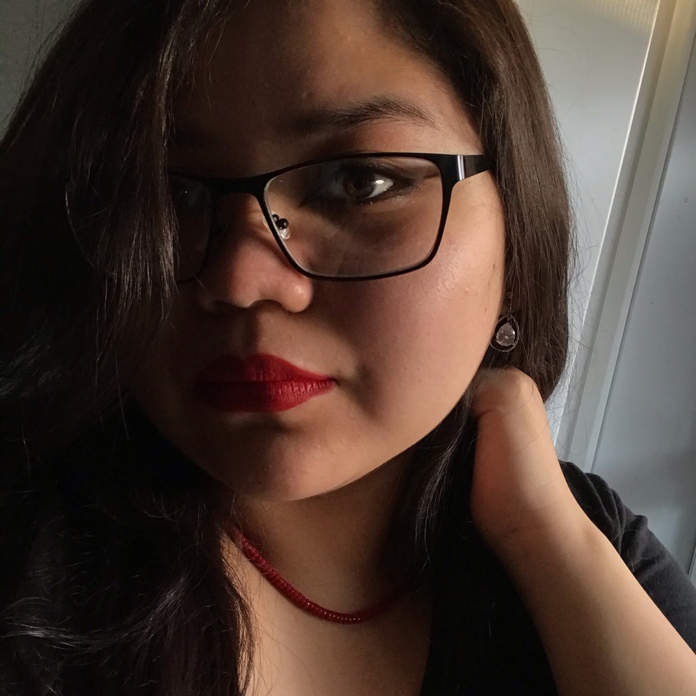 Meet your Posher, Emily